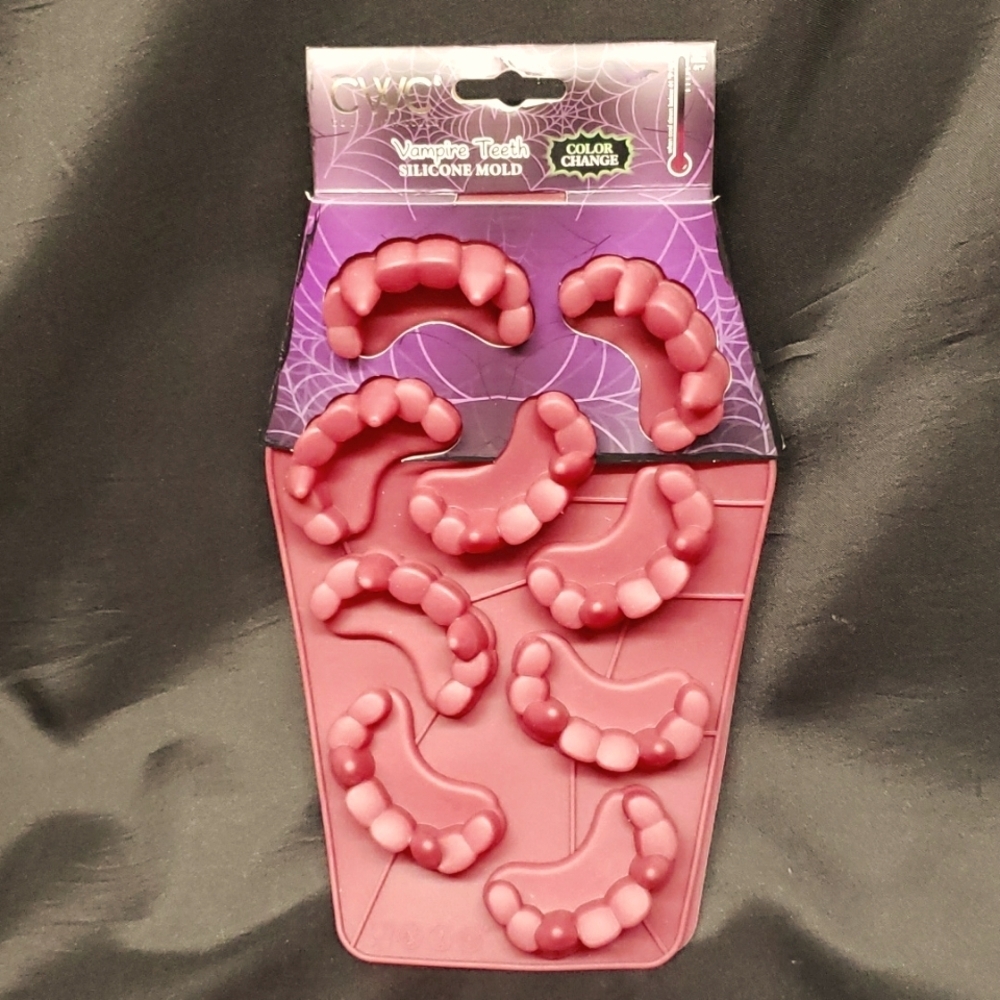 CWC Cook with Color "Vampire Teeth" Silicone Molds